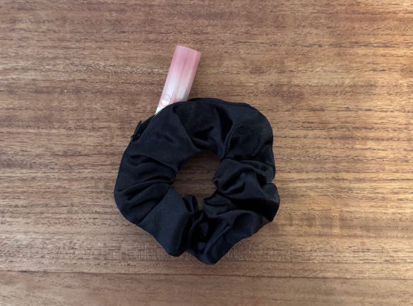 セリア　ポケット付きシュシュ