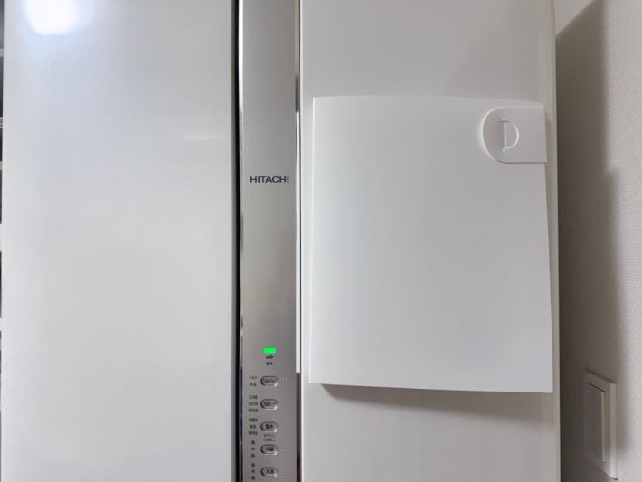 「マグネットで壁に貼り付くファイル A4サイズ」スタンダードプロダクツ