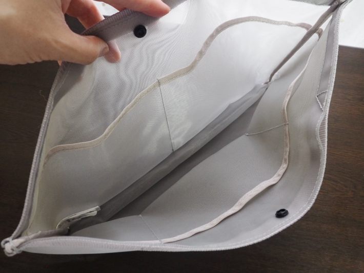 バッグのポケット