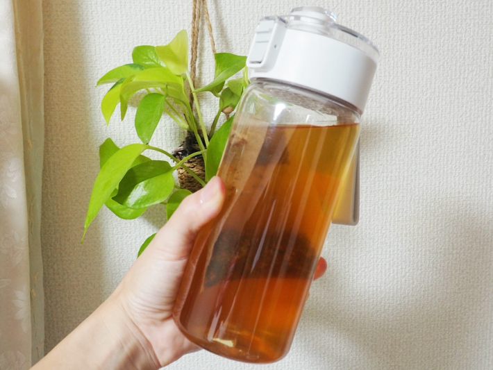 冷水専用・550mlサイズの直飲みマグボトル