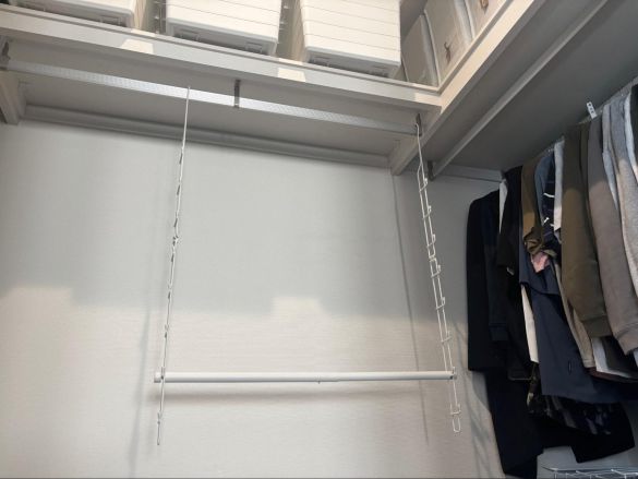 ニトリの「伸縮するクローゼット吊り下げハンガー」