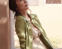 写真集『AROUND』より