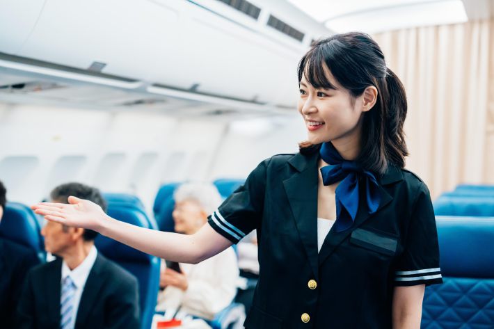 客室乗務員