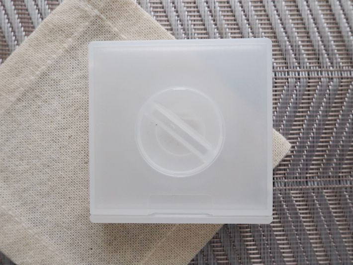 ケーブルを巻き取るつまみの画像