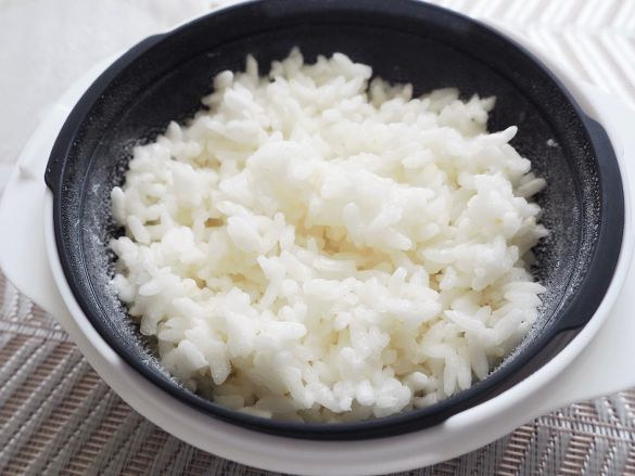 斜めから見たごはん