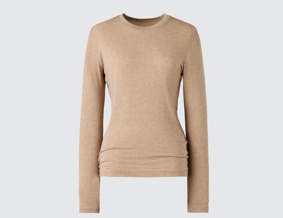 ヒートテックカシミヤブレンド  クルーネックT（ユニクロ公式オンラインストアより）