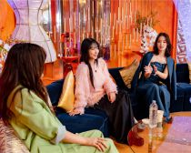 左から、ヒコロヒーさん、MEGUMIさん、剛力彩芽さん