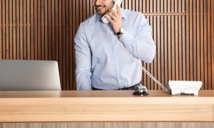 ホテルのコンシェルジュ