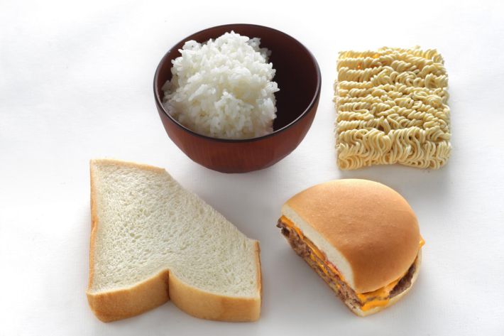 白米、食パン、ハンバーガー、乾麺