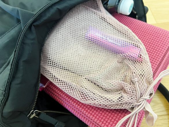 バッグの中に入れる