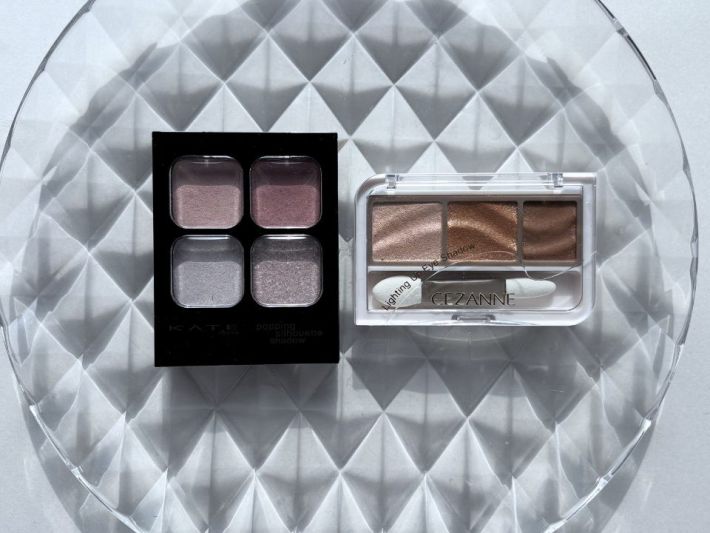 2種類のアイシャドウ