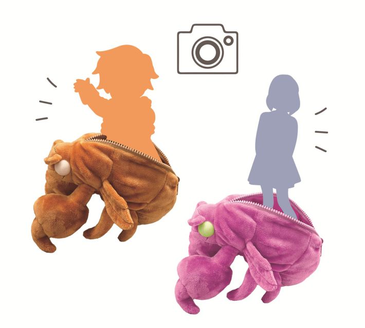 推しぬいやアクスタを入れて楽しむ