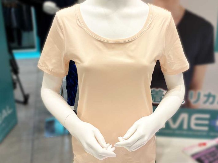 メディヒールレディースインナー　半袖Uネック　990円