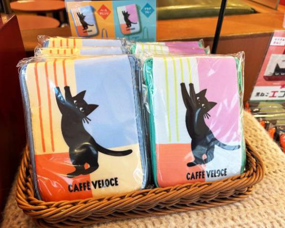 ネコの日（2月22日）に合わせて発売された「黒ねこエコバッグ 2026」