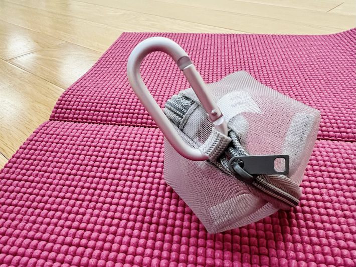 ナイロンメッシュ　コンパクトポーチ