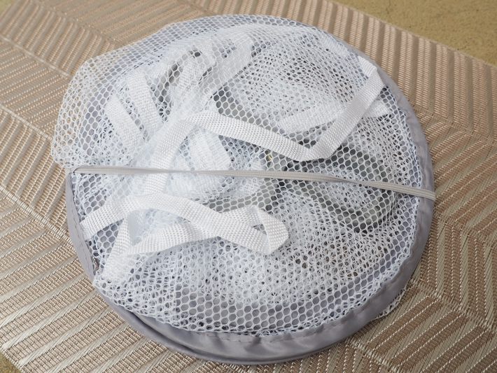 「型くずれ防止セーター干しネット」110円