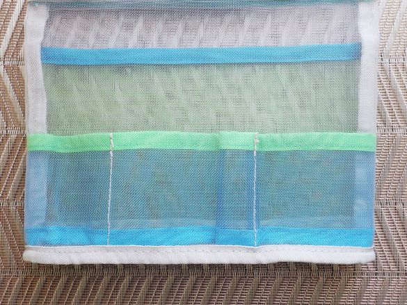 「メッシュポーチ」790円/税込