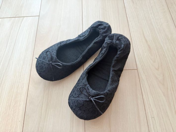 3COINS　携帯スリッパ