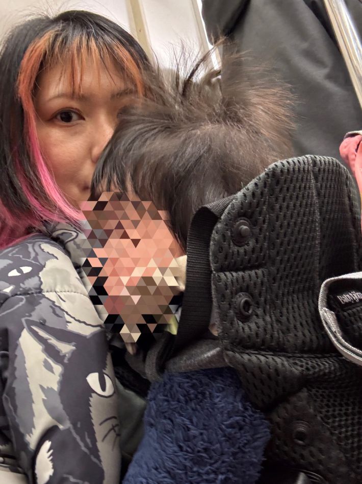 息子と電車に乗る姫野