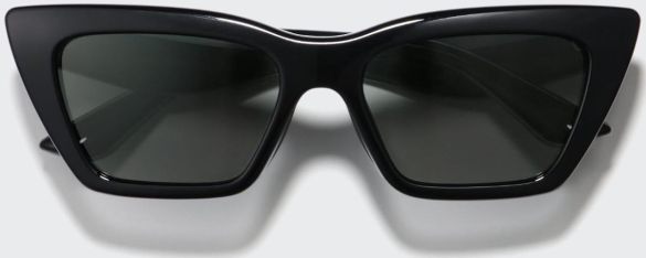 サングラス／アンギュラー（09BLACK)2490円