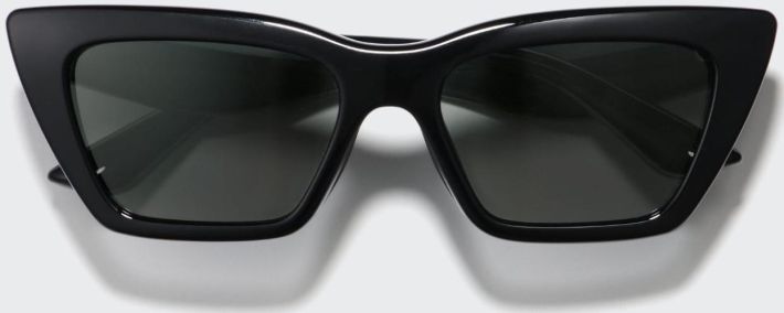 サングラス／アンギュラー（09BLACK)2490円