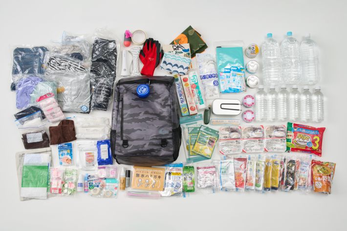 レスキューナースの防災リュックの中身すべて。水は3日分を想定