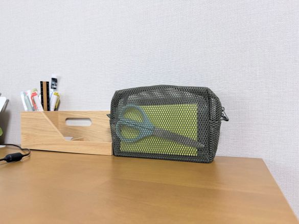 立体メッシュ 小物整理ポーチ