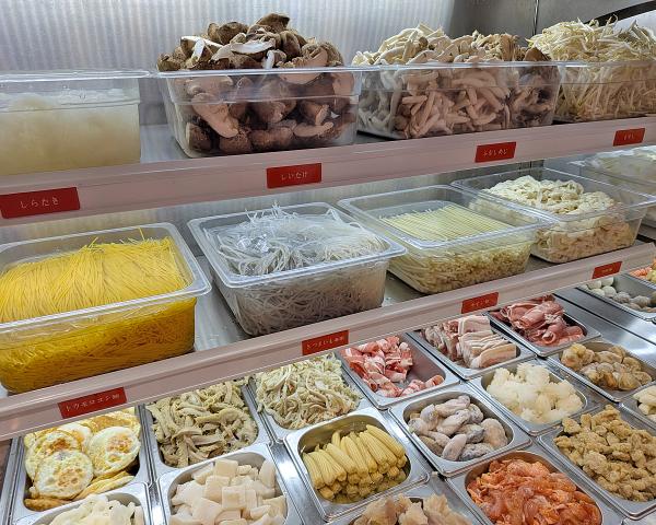 トウモロコシ麺、牛すじ麺、さつまいも春雨