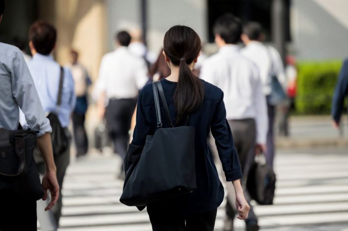 働く女性