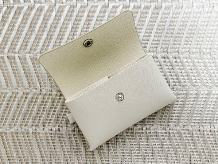 「マルチウォレットケース」