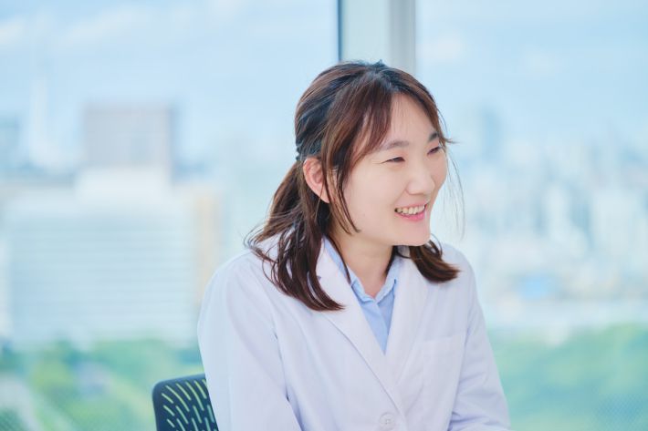 かがみあやかさん