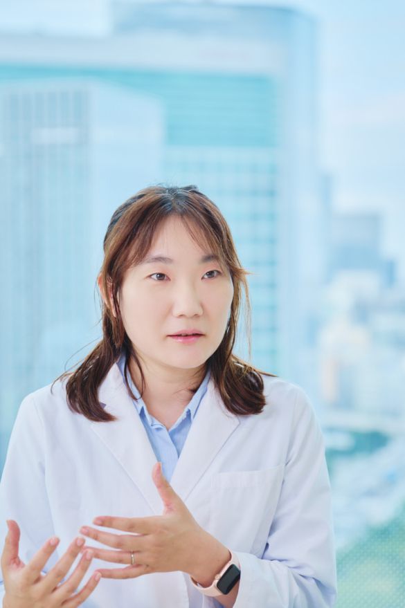 かがみあやかさん
