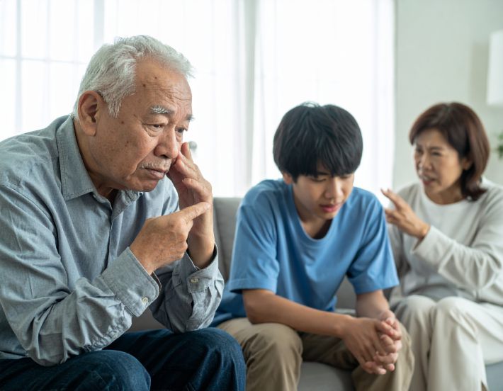 不機嫌な義父