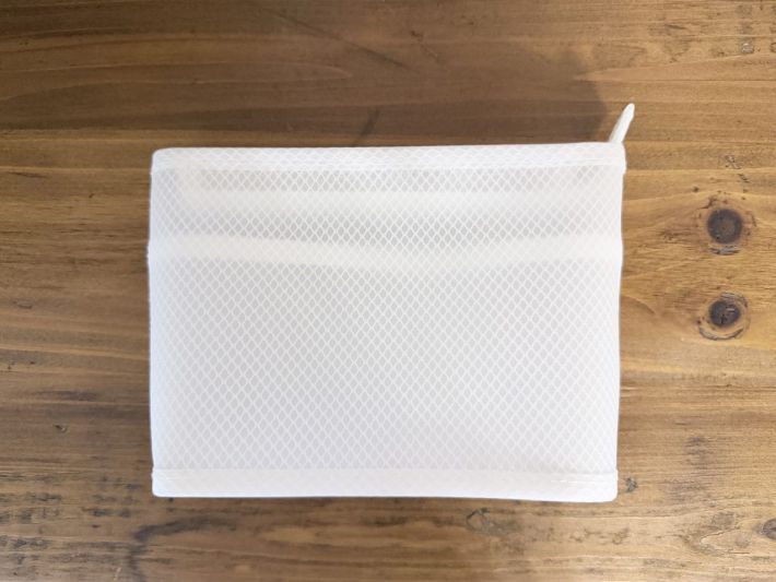 無印良品「EVAスパポーチ」