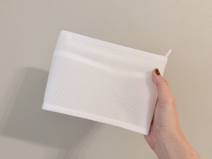 無印良品「EVAスパポーチ」