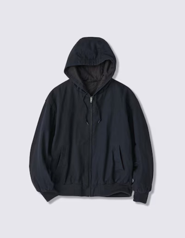 【GU】パデッドジップアップパーカUL 税込5,990円