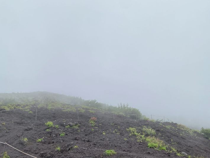 山の天気は急変することも（筆者撮影）
