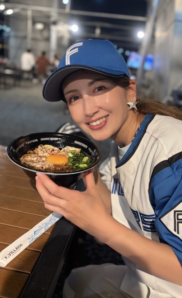 アンヌ遙香さん