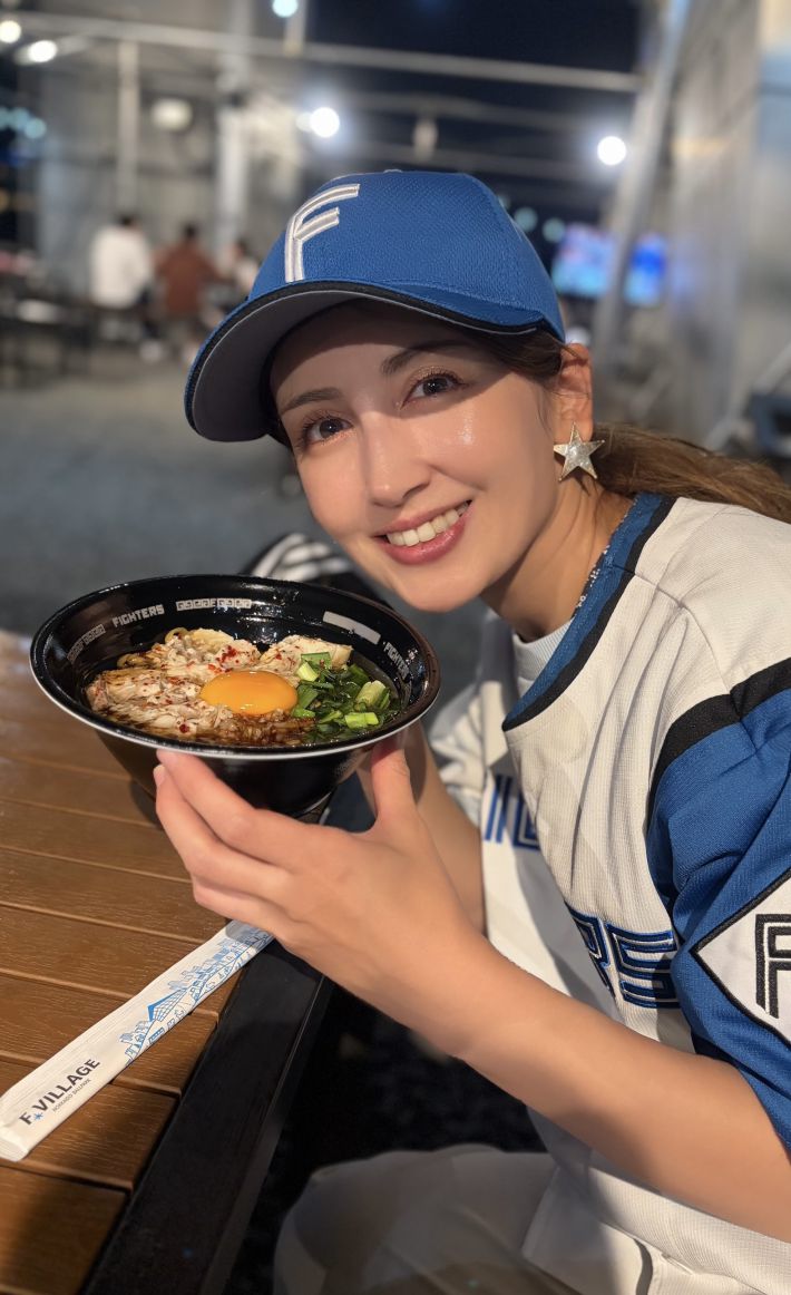 アンヌ遙香さん