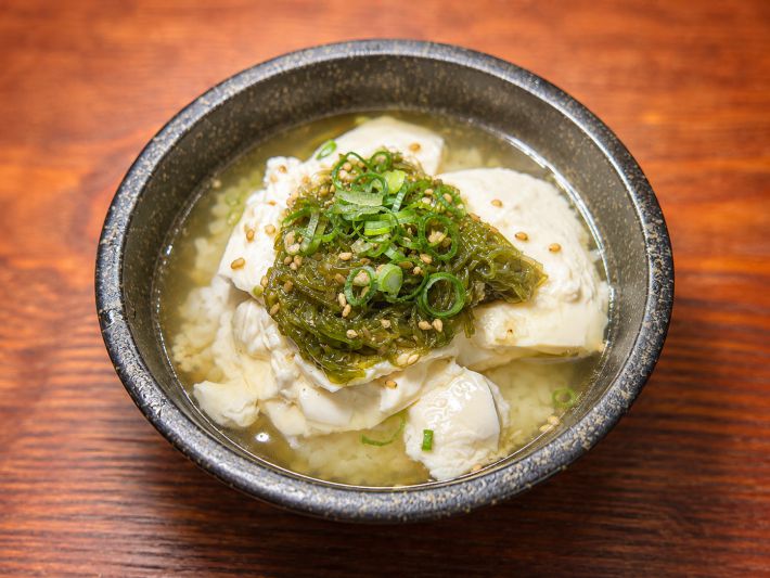 豆腐とめかぶの冷やし茶漬け
