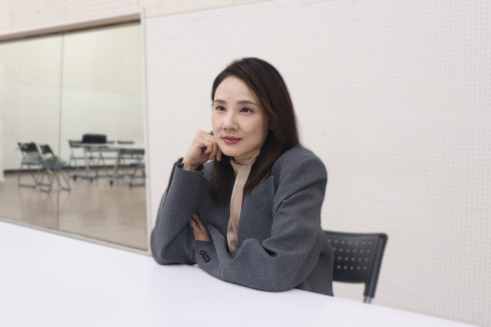 吉田羊さん